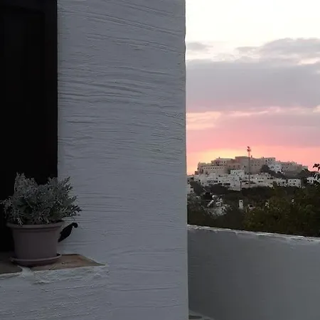 Ferienhaus Aurelia- The Moon Jelly- η μέδουσα του φεγγαριού Naxos City